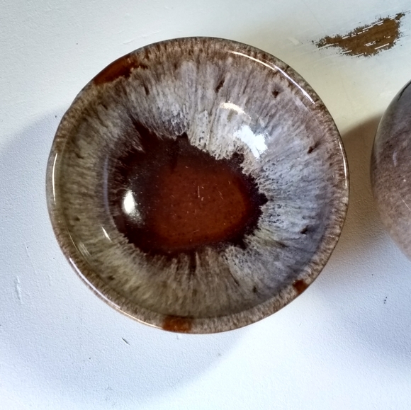 Artisan Craftsmanship | Mini Saucer & Pitcher Set - Picture 4 of 16